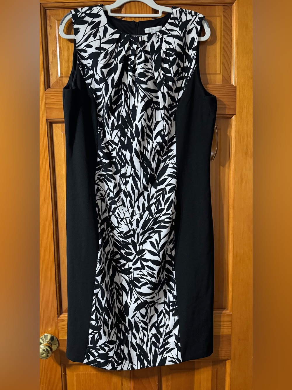 New York & Company Black and White Floral Dress